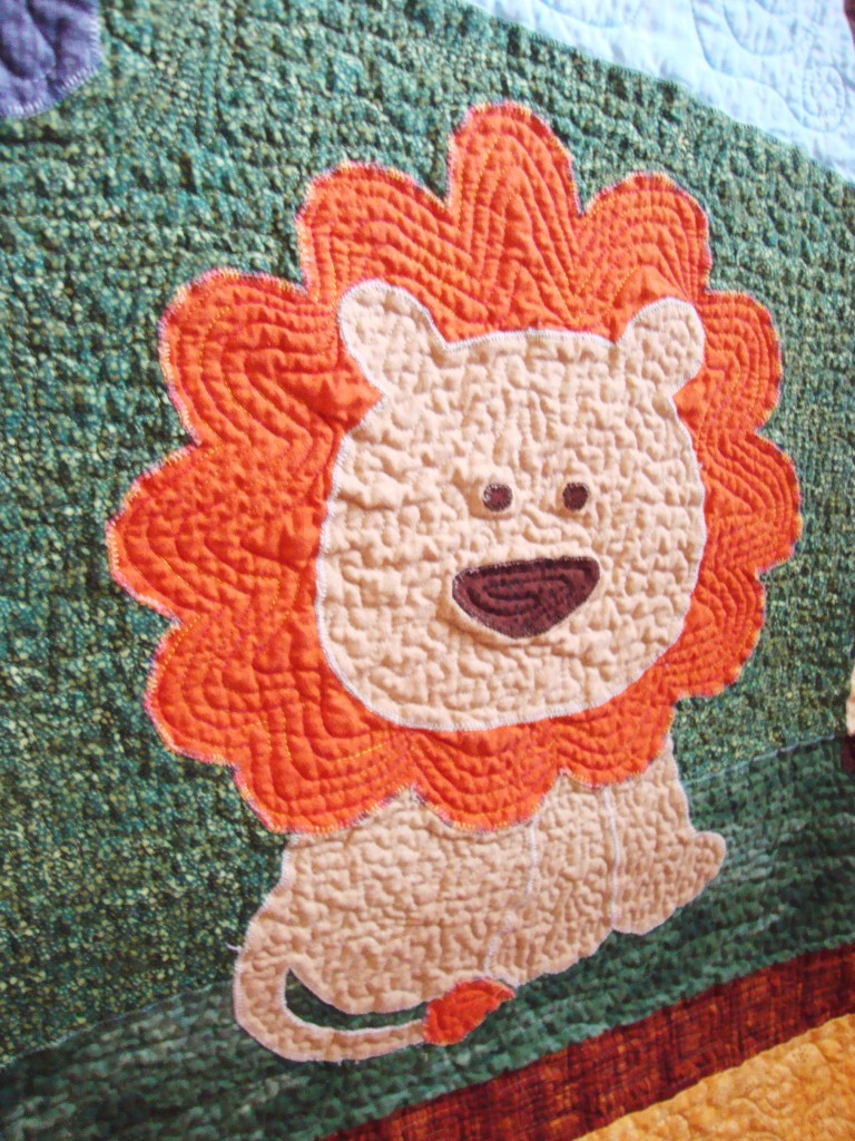 Jungle quilt, applique, baby quilt, lion, www.quiltaddictsanonymous.com