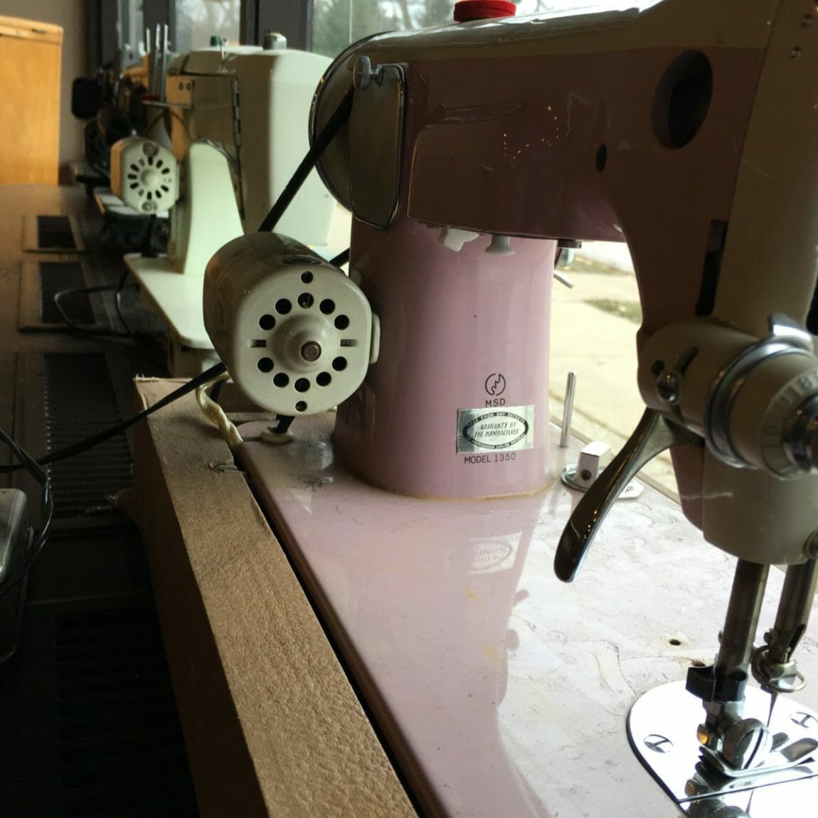 Antique sewing machine, Quilt Addicts Anonymous