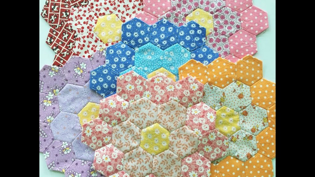 Learn how to make hexies with English Paper Piecing – Quilt Addicts ...