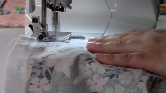 15-Minute-Table-Runner-Tutorial.00_06_12_23.Still002